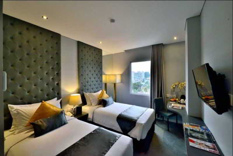 Serela Cihampelas By Kagum Hotels Bandung Exterior foto